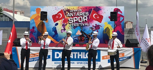 19 Mayıs coşkusu Antares’te yaşandı