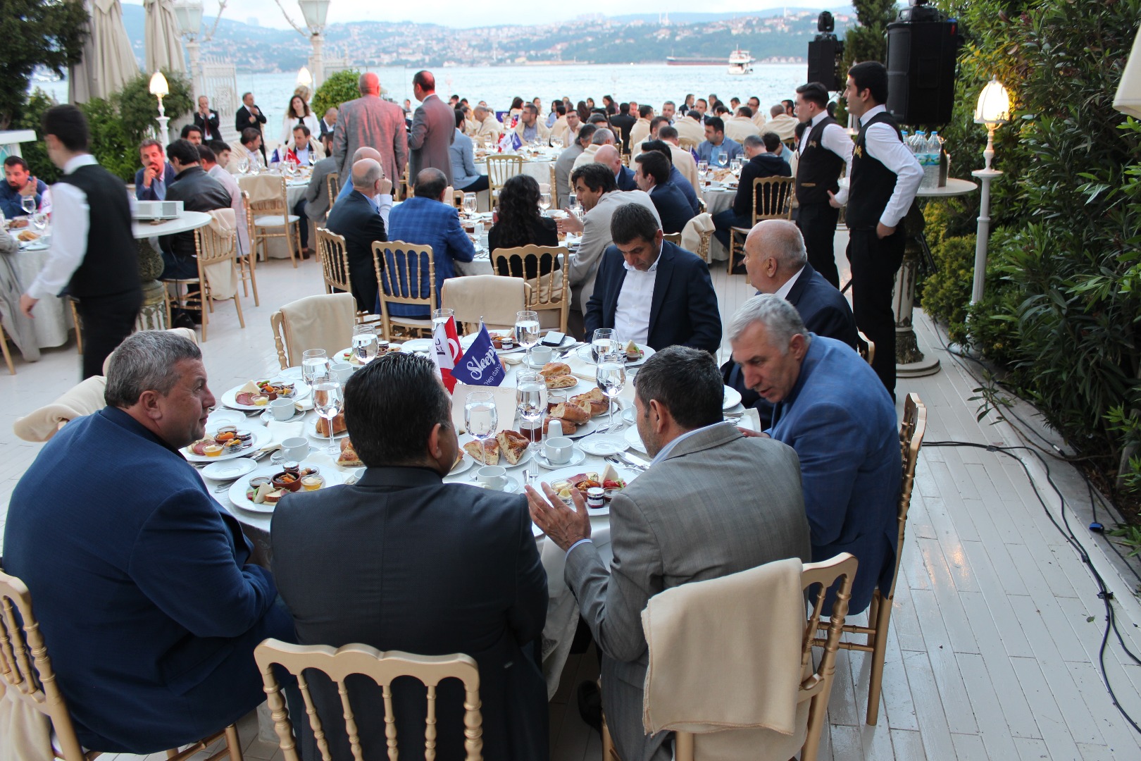 Eruslu Sağlık Ürünleri ve İstanbul PERDER iftar yemeğinde buluştu