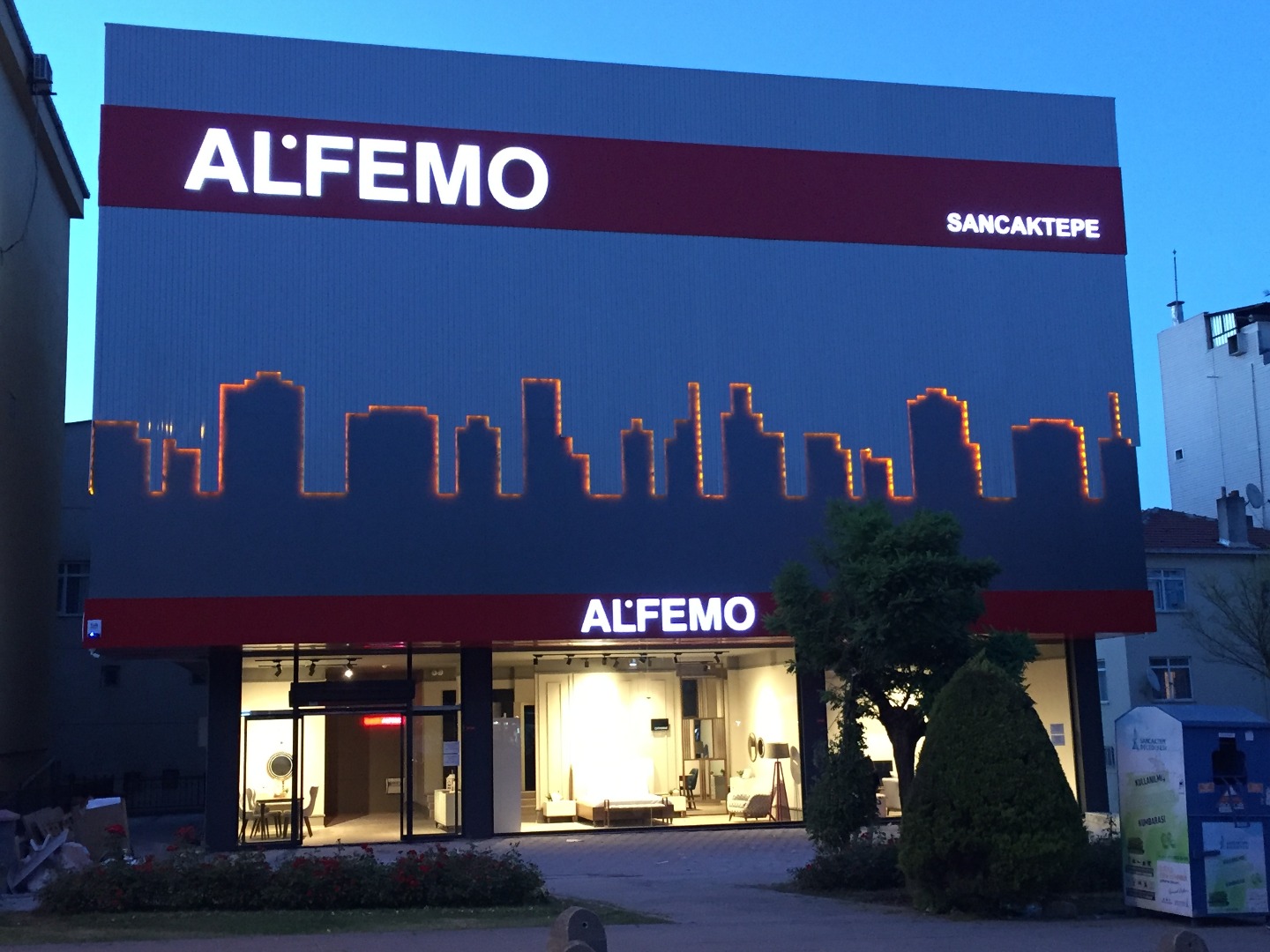 Alfemo mağaza açma hızını kesmiyor