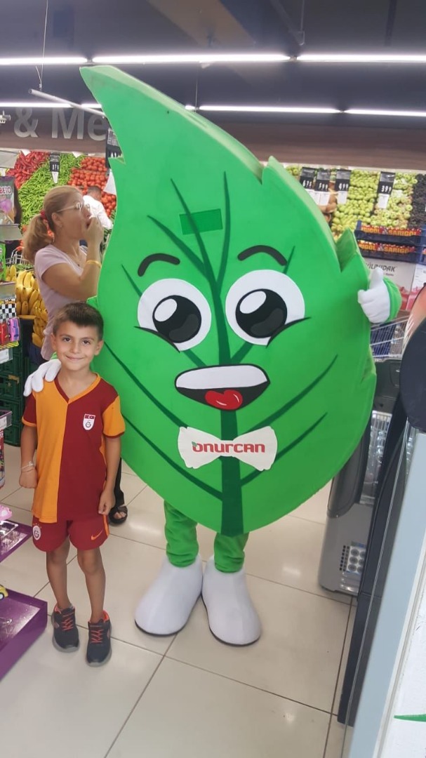Onur’un yenilenen mağazası hizmete açıldı