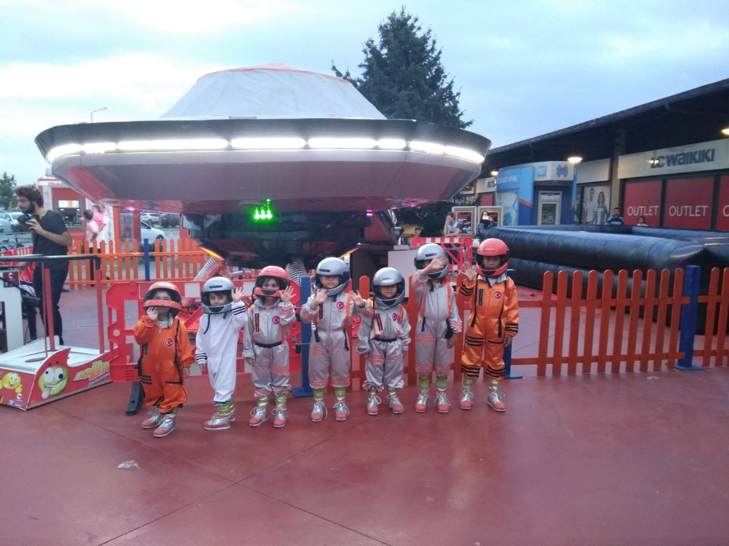 Küçük astronotlar Outlet Center İzmit’te uzay serüveni yaşayacak