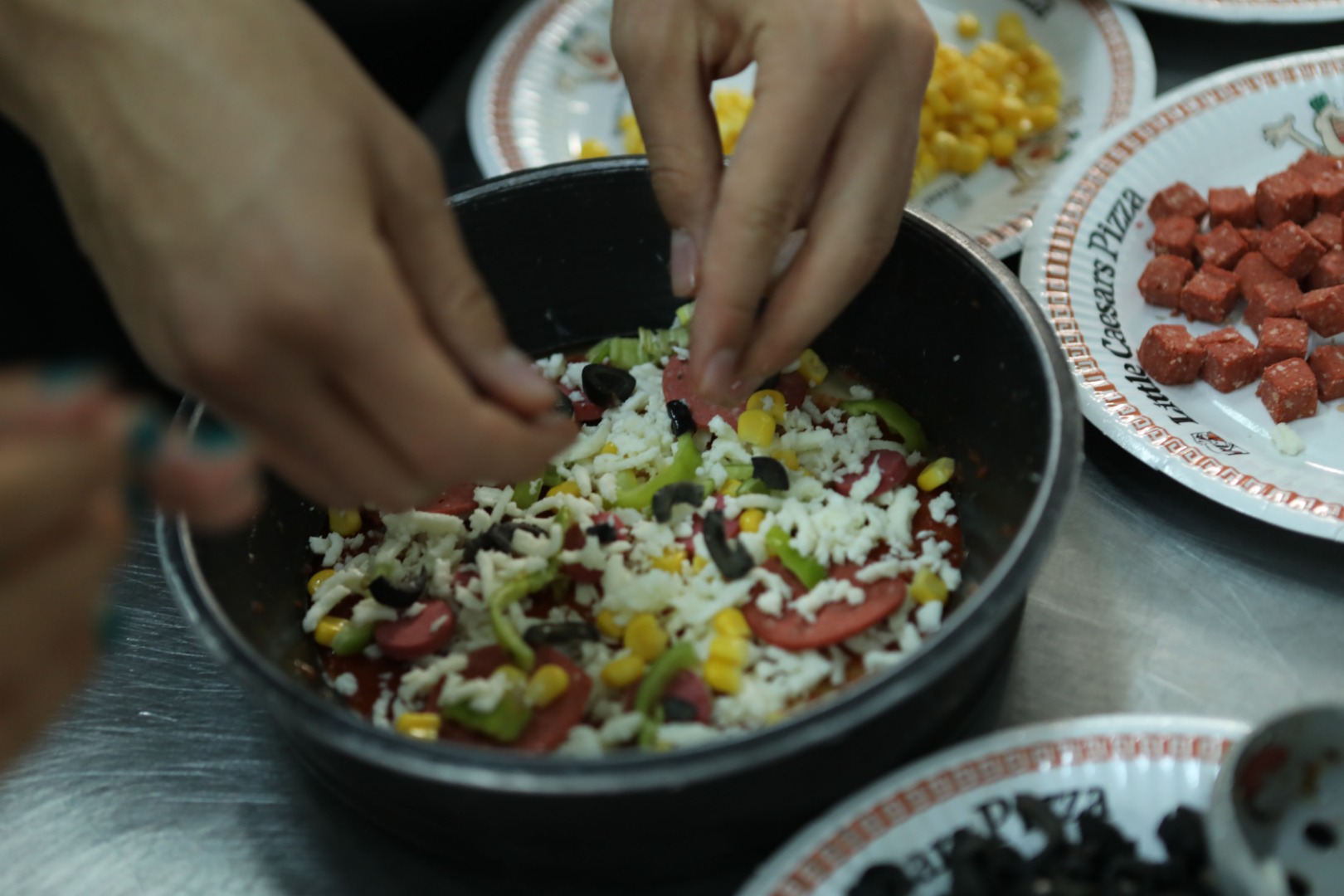 TOÇEV’li çocuklar Little Caesars’la mutfağa girdi