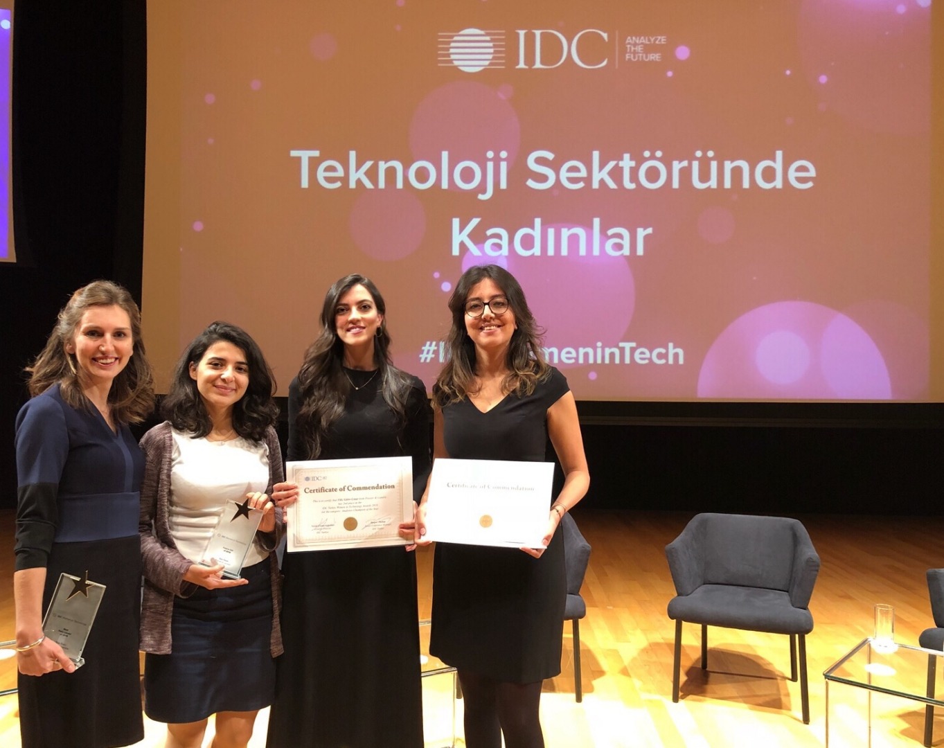 P&G “Teknolojide Kadınlar Programı”ndan 5 ödülle döndü