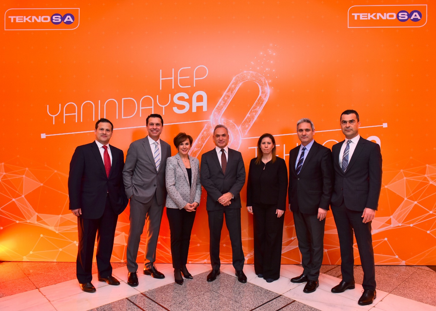 Teknosa, iş ortaklarıyla bir araya geldi