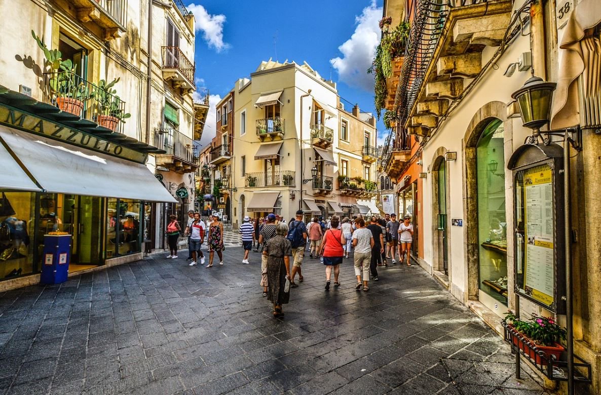 Kur avantajıyla turistlerin harcaması yüzde 50 artacak