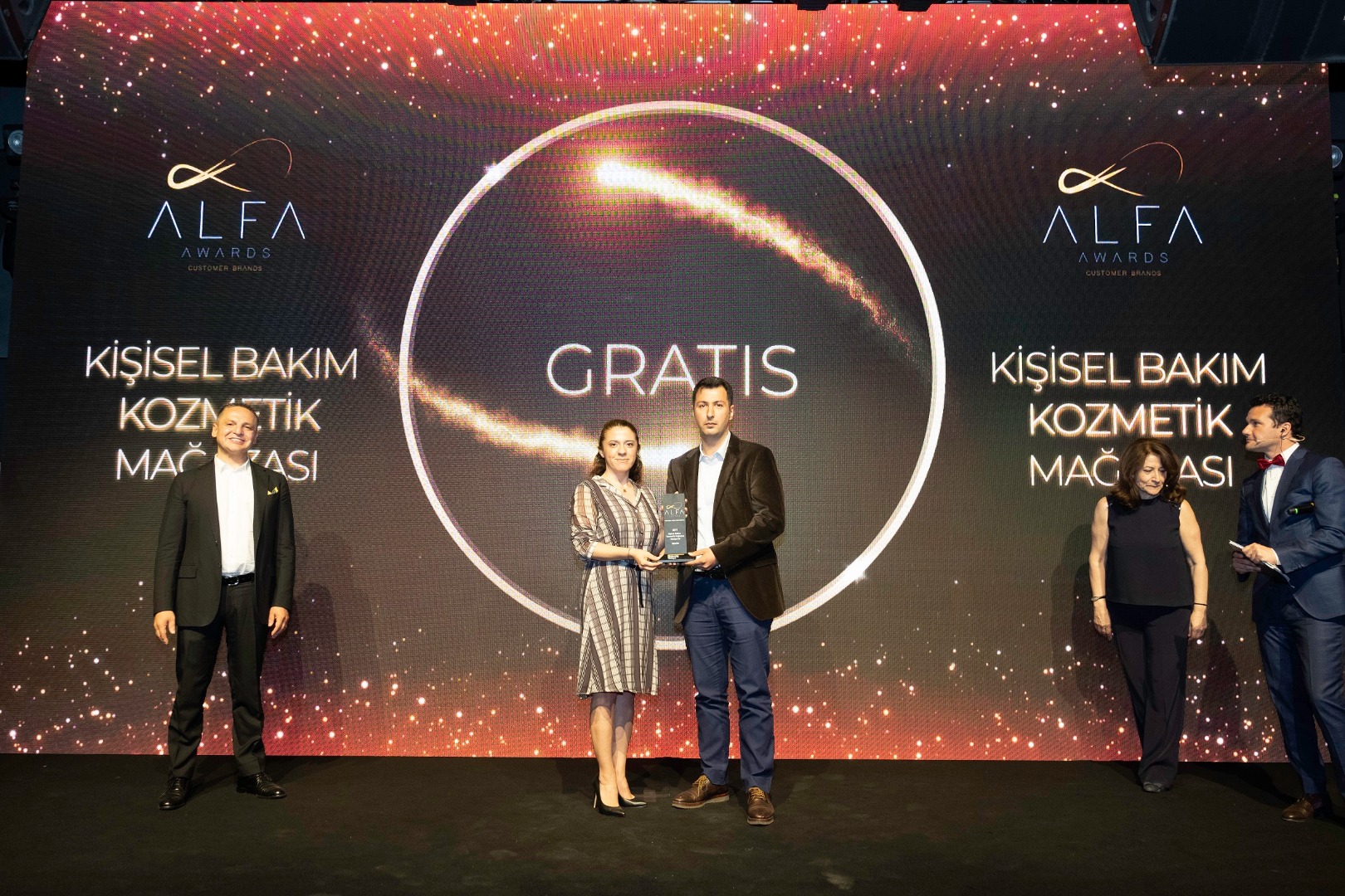 Gratis müşteri memnuniyeti konusunda 1’inci oldu