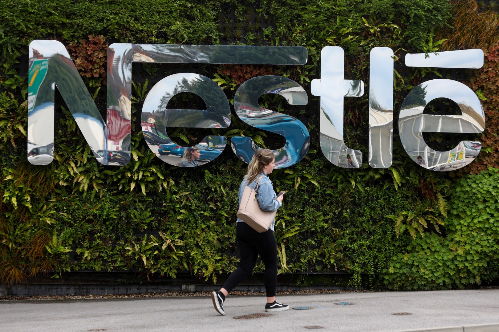 Nestle’den 10.2 milyar dolarlık satış hamlesi!