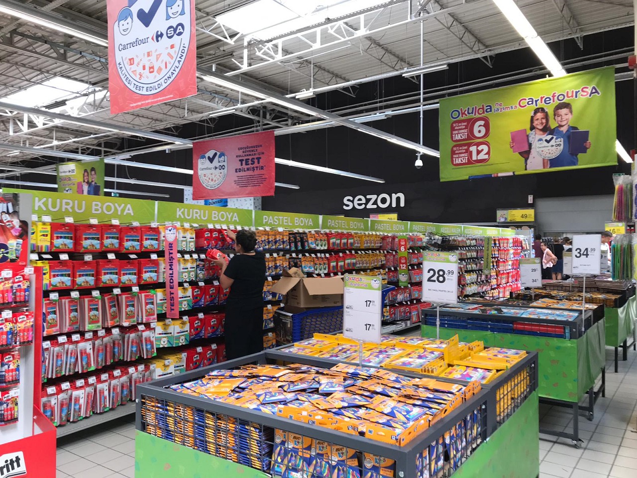Okul alışverişinde ne lazımsa CarrefourSA