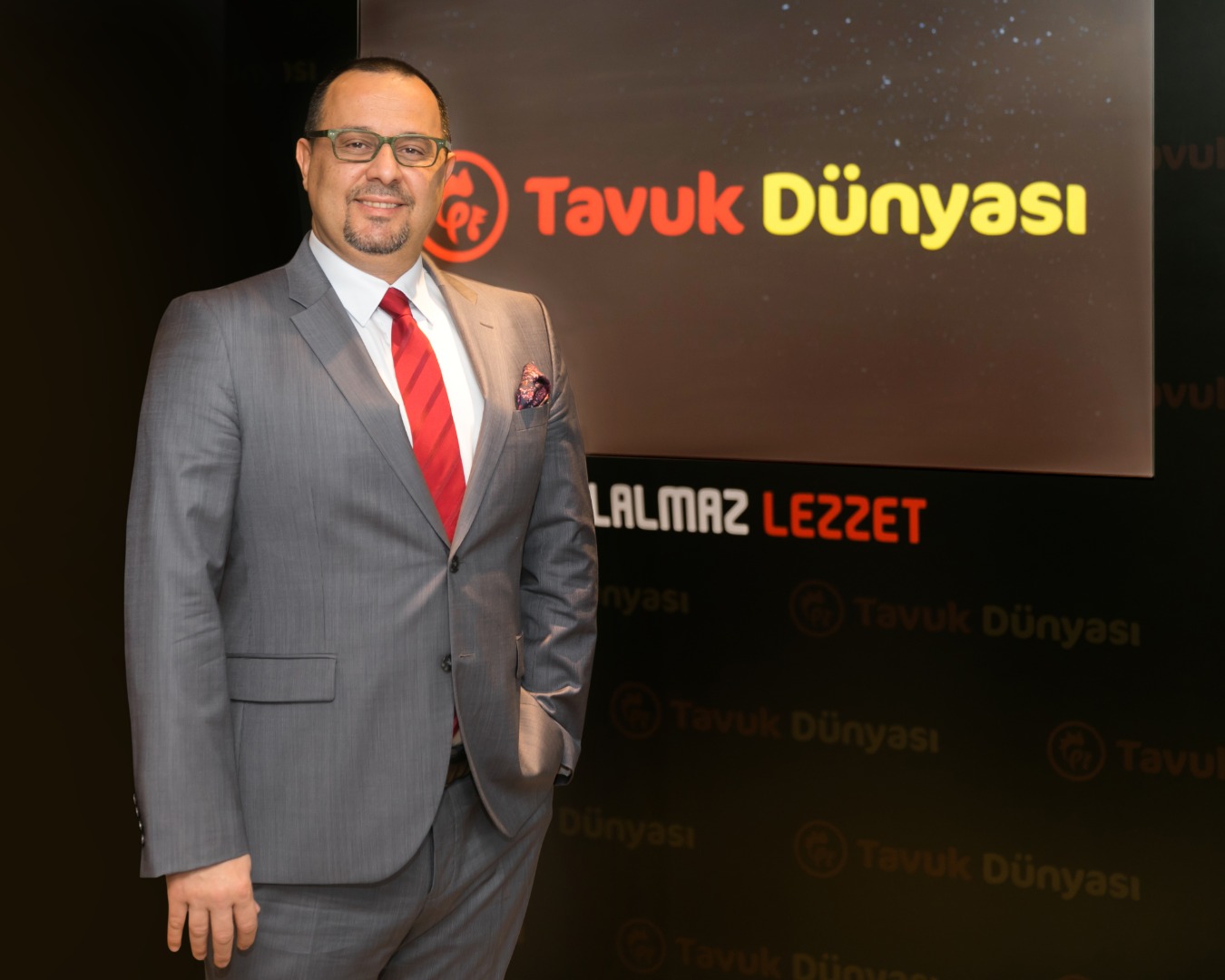 Tavuk Dünyası ikinci üretim tesisinin temelini attı