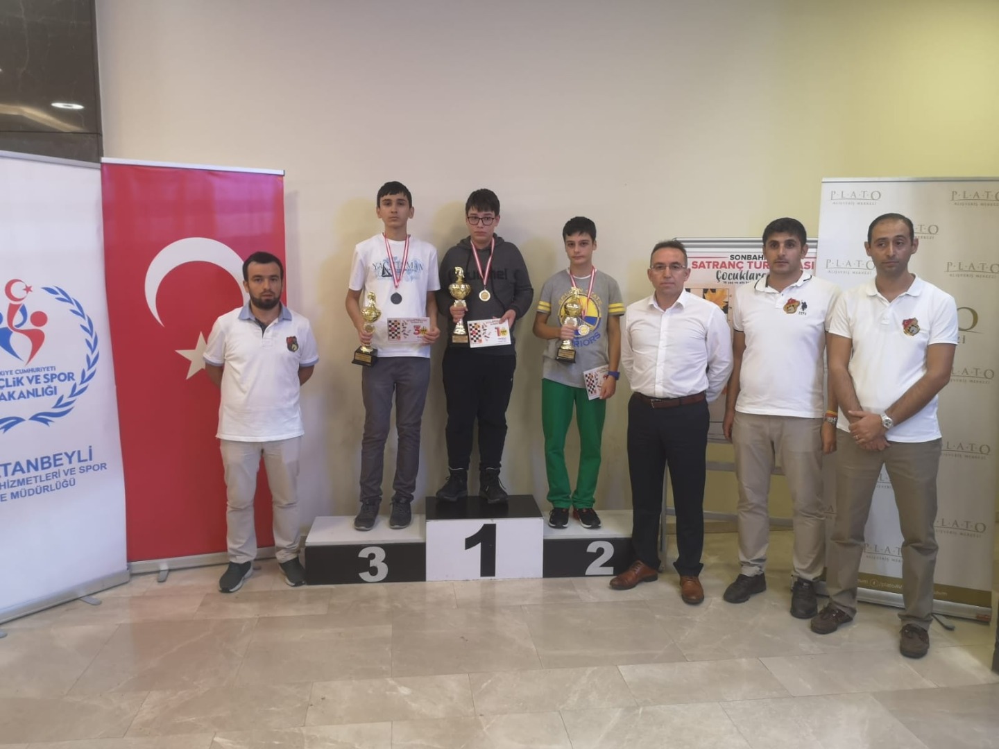 Satranç turnuvalarının bilindik adresi Plato AVM