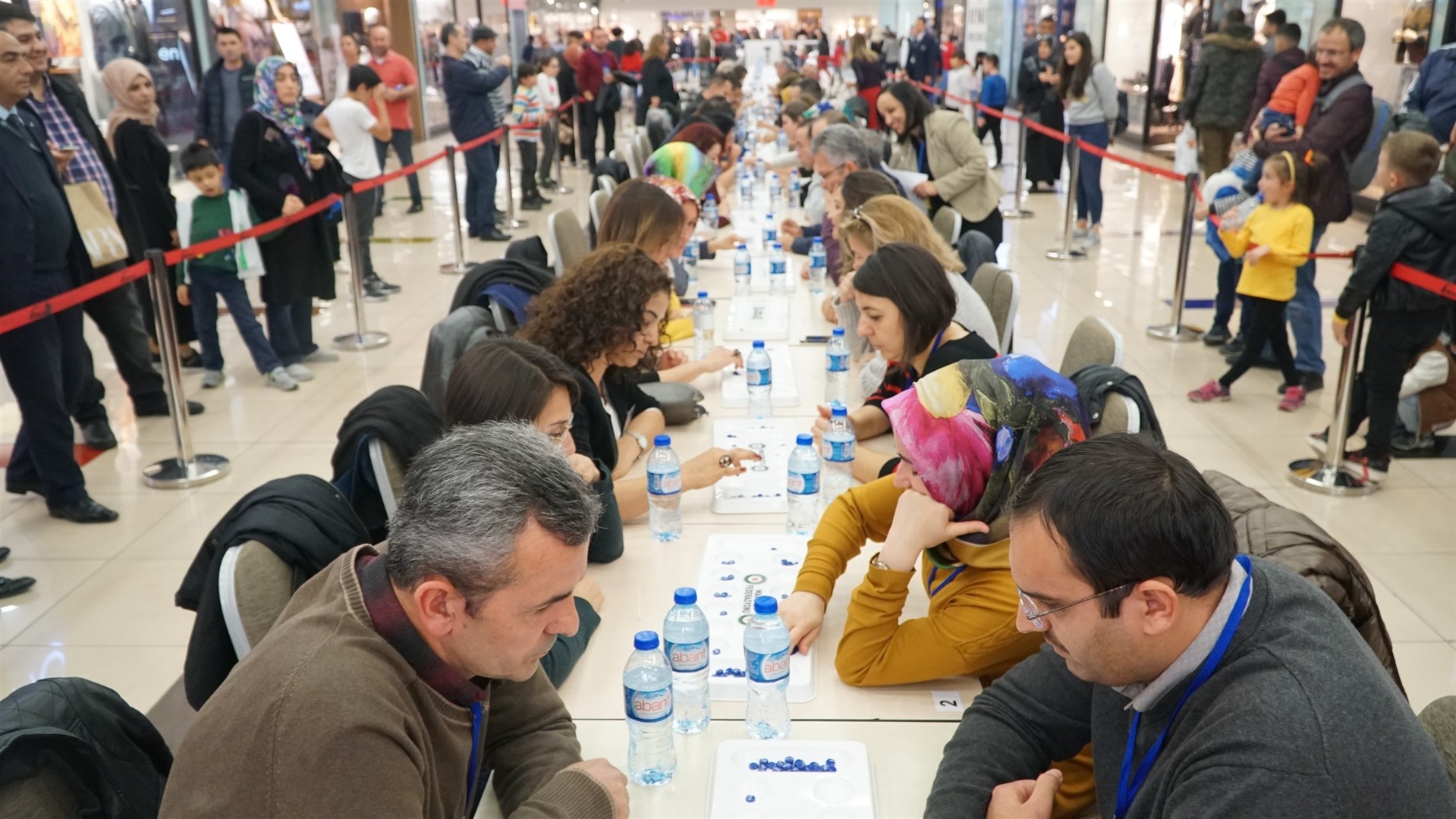 Öğretmenlerden nefes kesen mangala turnuvası