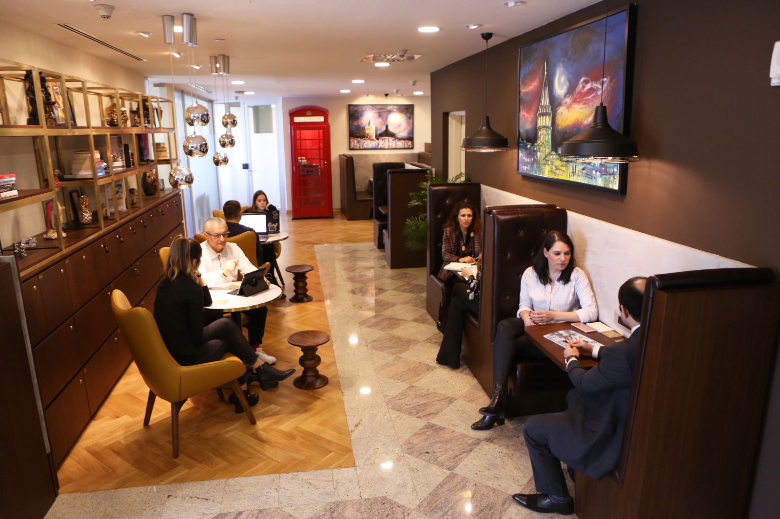 Dünyanın önde gelen şirketleri İstanbul’un merkezinde aynı çatı altında