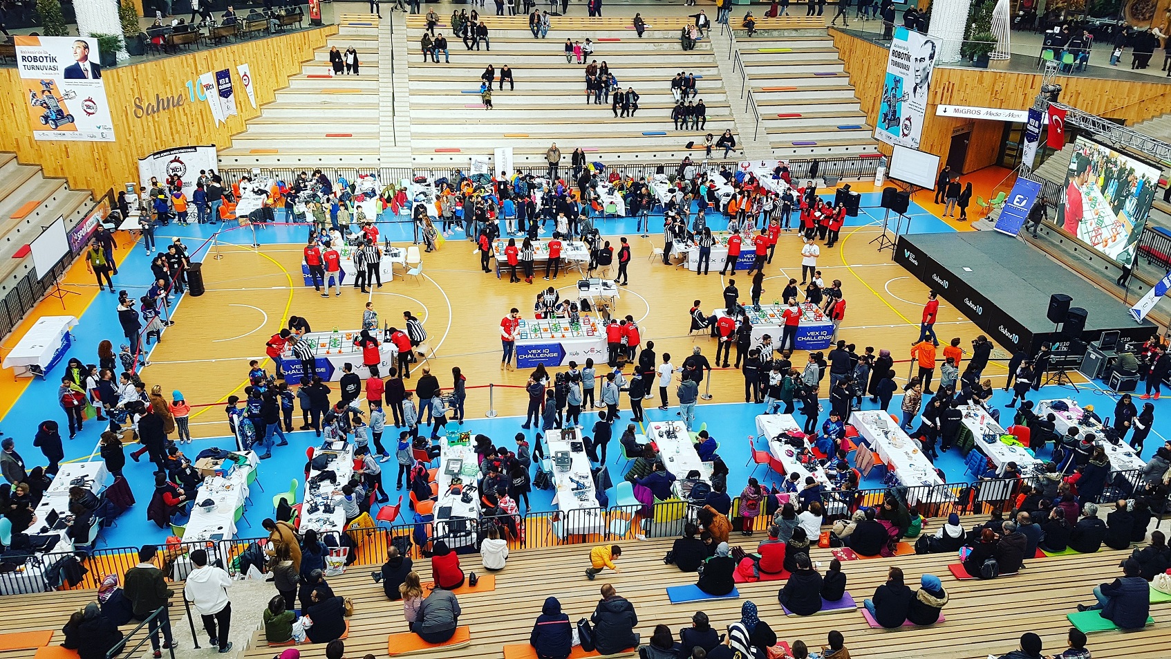 Balıkesir'in ilk robotik turnuvası 10 Burda AVM’de gerçekleşti