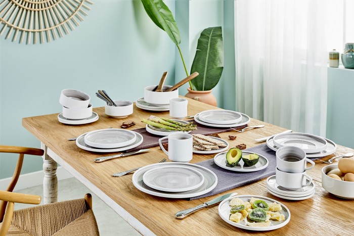 Bayram sofraları linens ile kuruluyor
