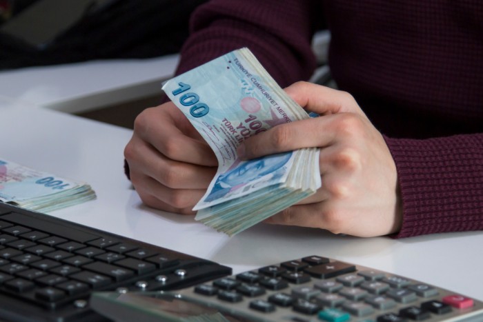 SPK’dan 16.7 milyon TL’lik açığa satış cezası
