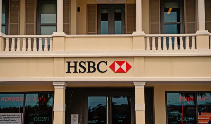 HSBC ‘batık’ kredilerden 13 milyar dolar zarar bekliyor