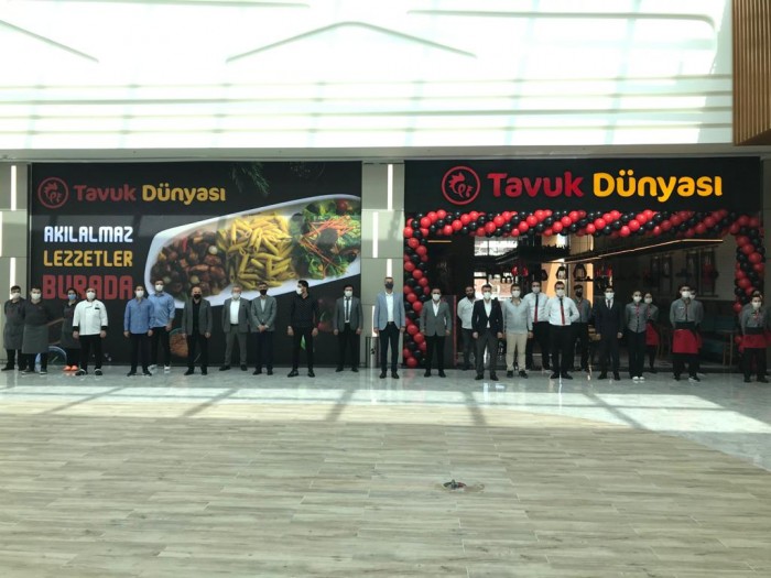 Tavuk Dünyası İstanbul’daki 75. restoranını açtı