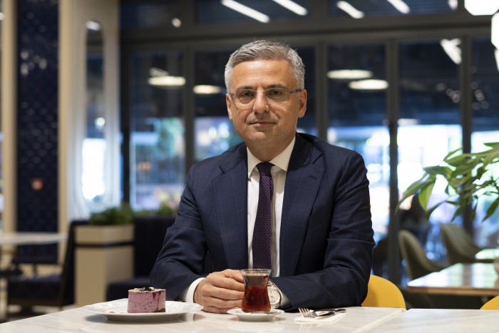 Özsüt, müdavimlerini online sipariş platformunda ağırlıyor