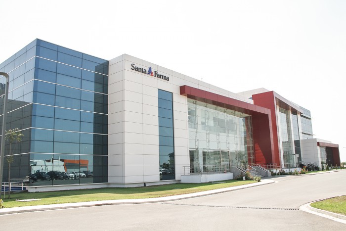 Santa Farma'da 2 yeni direktörlük ataması gerçekleşti