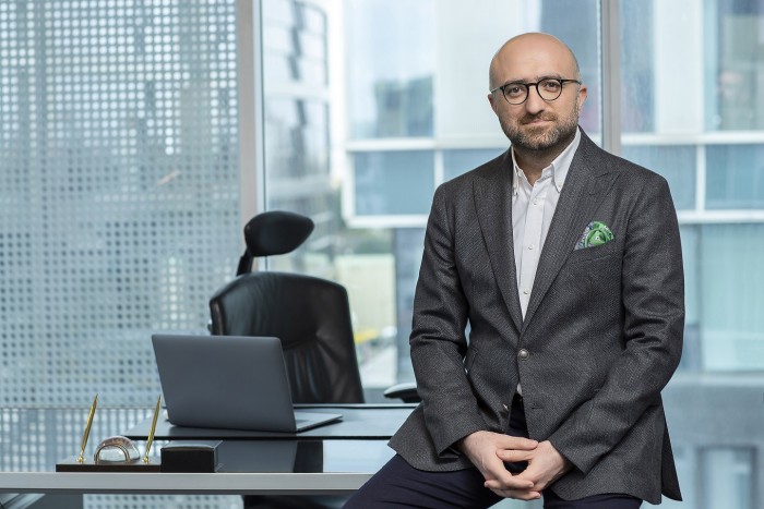 Yeni dönemde KMD, Serhan Tınastepe ile devam edecek