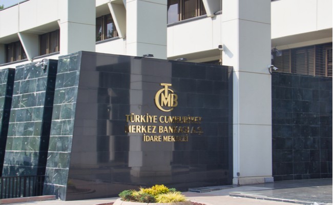 Merkez Bankası'nın yıl sonu dolar beklentisi 8,95'e yükseldi