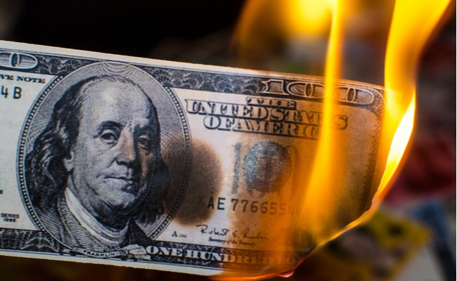 Dolar kritik seviyeyi aştı, gözler Merkez Bankası’nda