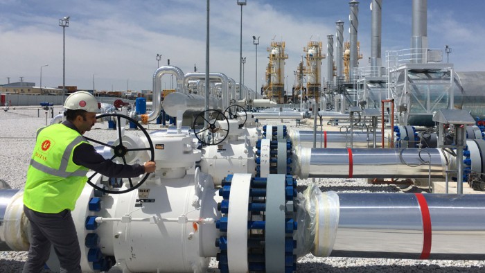 İran, doğalgaz kesintisi için Türkiye'yi suçladı