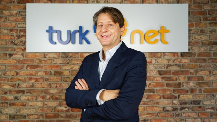 “Hedef 1 milyondan fazla haneye TurkNet GigaFiber götürmek”