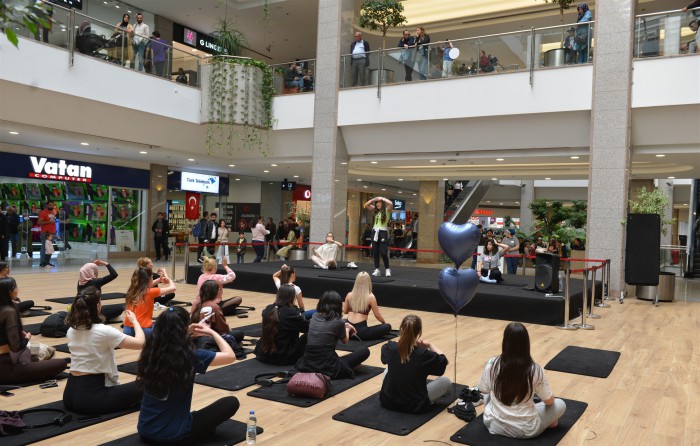 ANKAmall’da spor ve dans etkinlikleriyle 19 Mayıs şöleni yaşandı