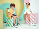 Miniklere karne hediyeleri FLO’dan