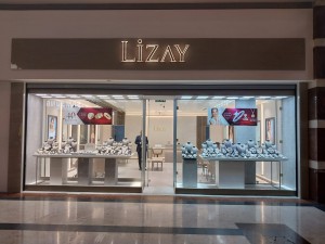 M1 Konya AVM’de Lizay Kuyumculuk açıldı