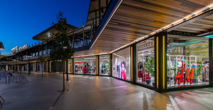 H&M, sürdürülebilir konsepte sahip yeni mağazasını City’s İstanbul AVM’de açtı