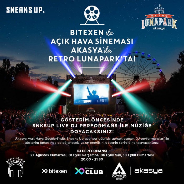Akasya Açık Hava Sineması’nda film keyfi sürüyor