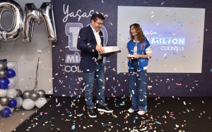 Colin’s 10 milyonuncu müşterisini kutluyor