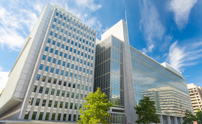 Dünya Bankası, Türkiye için 2023 büyüme beklentisini düşürdü