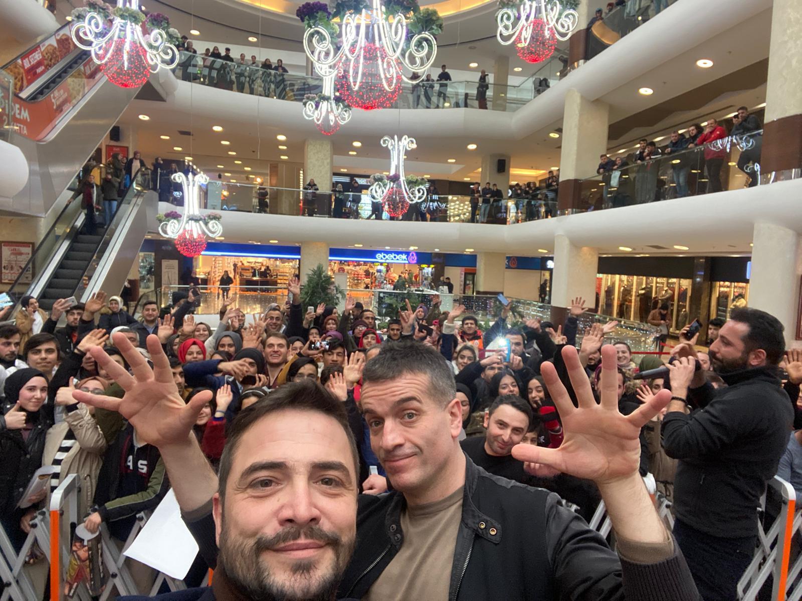 Baba Parası filminin ekibinden muhteşem final Plato Avm’de