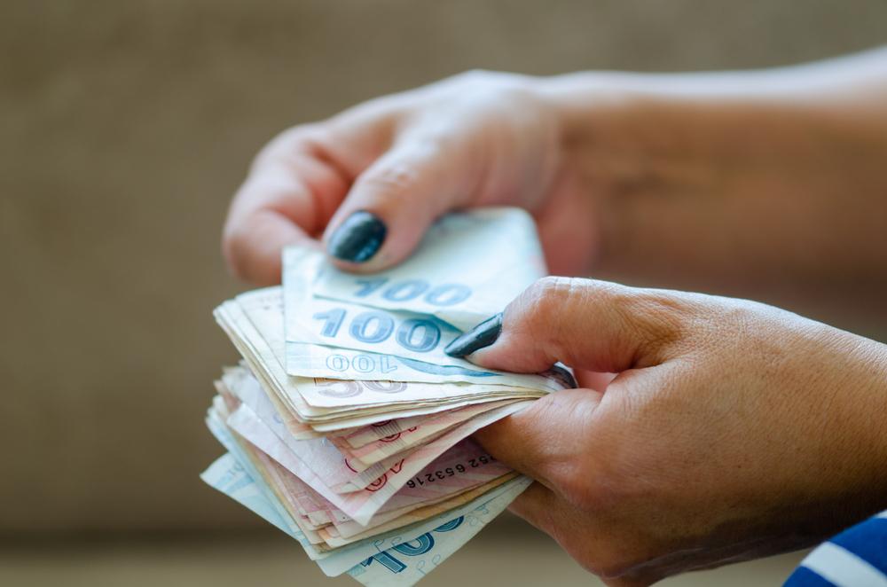 Fitch’ten faiz kararı uyarısı