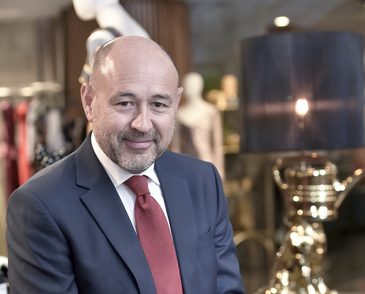 200 AVM kira ve genel gider alabilmek için kapama kararını açıklamıyor